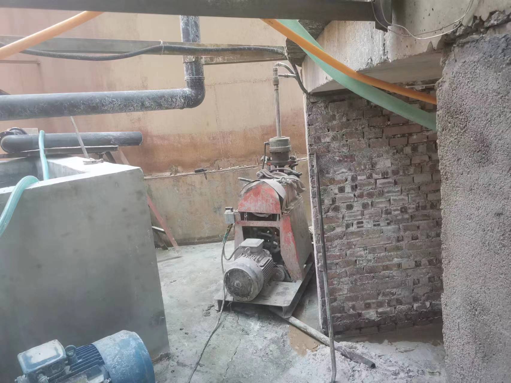 老城镇设备基础注浆